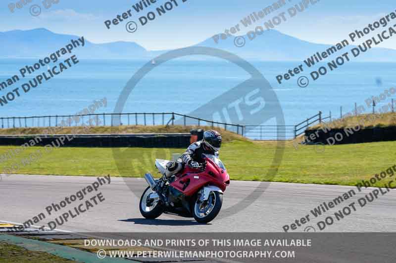 anglesey no limits trackday;anglesey photographs;anglesey trackday photographs;enduro digital images;event digital images;eventdigitalimages;no limits trackdays;peter wileman photography;racing digital images;trac mon;trackday digital images;trackday photos;ty croes